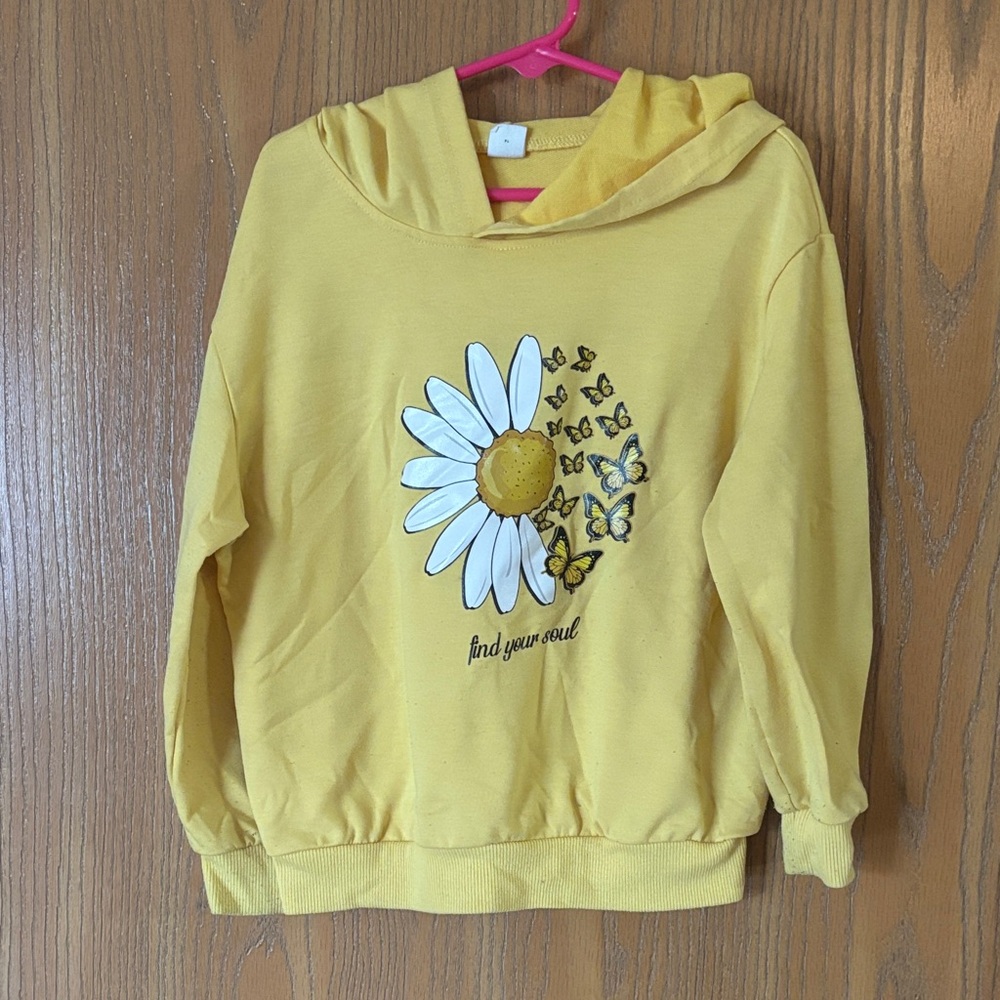 SHEIN Yellow Hoodie with Daisy and Butterfly Design